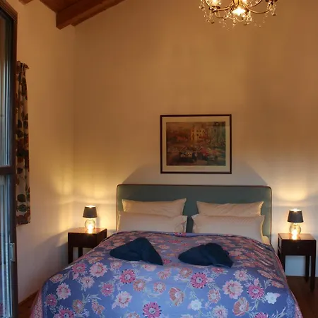 Villa Seeberg - By 